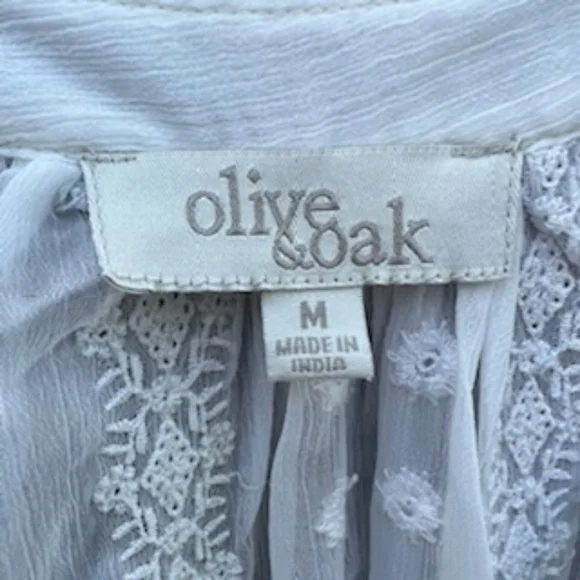 OLIVE & OAK SHEER LACE  BLOUSE WHITE SIZE MEDIUM - Picture 3 of 10
